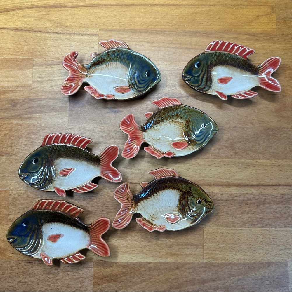 Pier One Imports Mini Ceramic Pottery Fish sushi Sauce Trinket Dish Set of 6